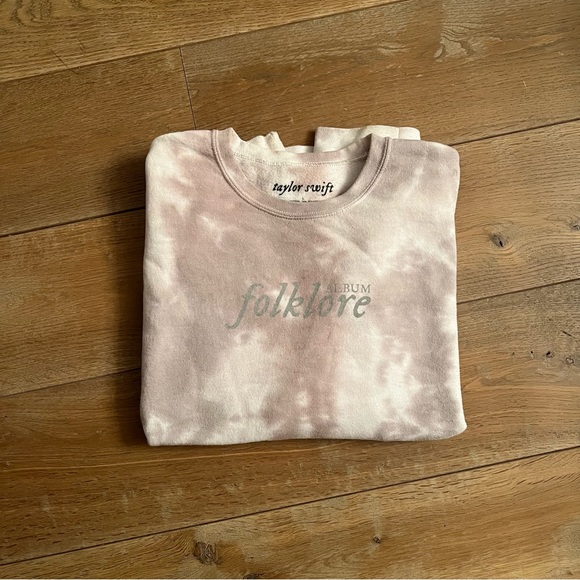 Taylor Swift Sweaters - Taylor Swift Folklore Crewneck (size large)
